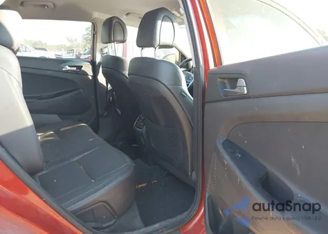 2016 Hyundai Tucson Limited z USA, uszkodzony, nr VIN KM8J33A27GU144043